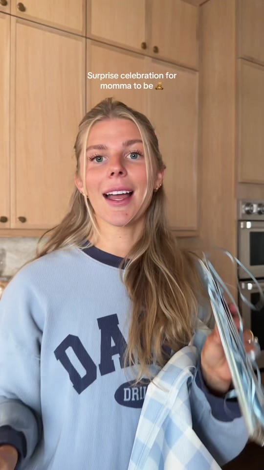 Post 1 by SYDNEY ADAMS KING on TikTok (video)