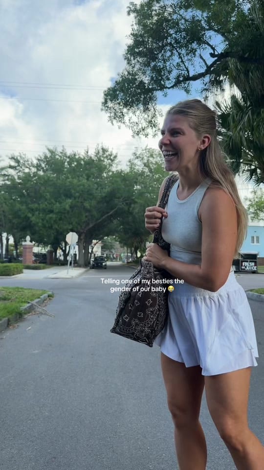 Post 7 by SYDNEY ADAMS KING on TikTok (video)