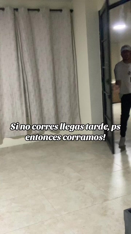 Post 4 by elviejodelsombreron on TikTok (video)