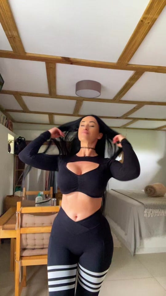 Post 3 by Mer92 on TikTok (video)