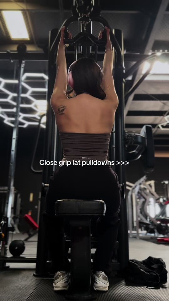 Post 1 by vanoashleyfit on TikTok (video)