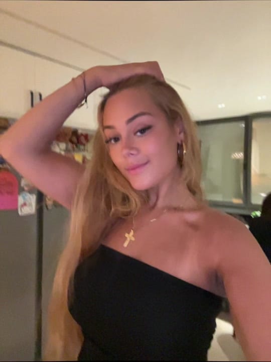 Post 1 by Maria Estades on TikTok (video)