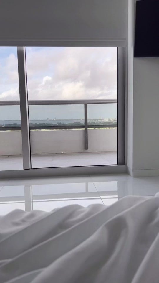 Post 10 by Ivannia Herrera on TikTok (video)