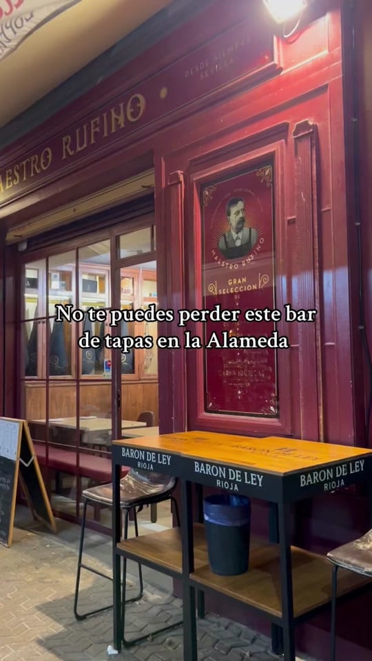 Post 4 by Food Eaters🍔 on TikTok (video)