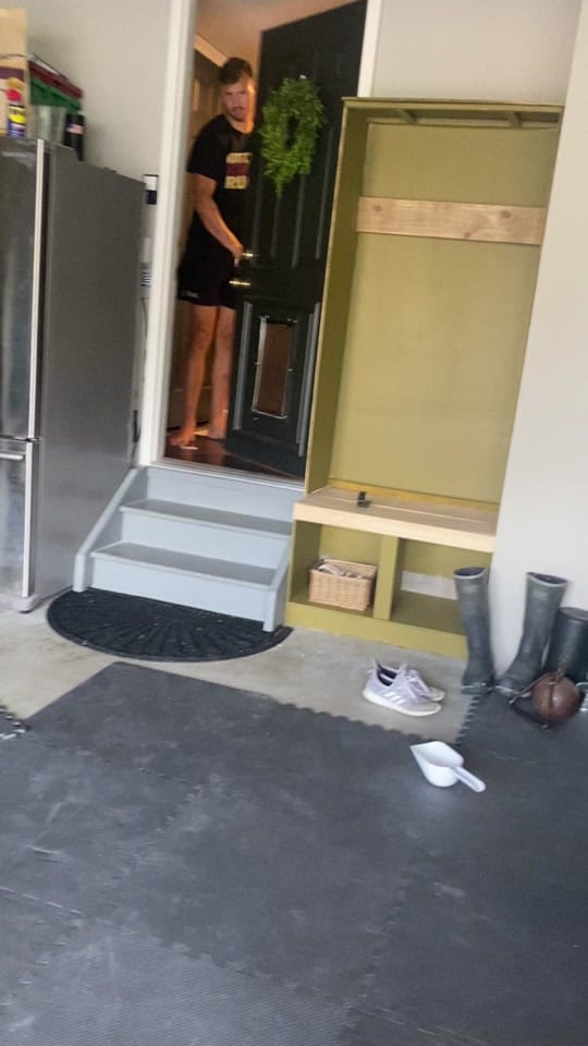 Post 10 by Alyssa Lawrenson on TikTok (video)