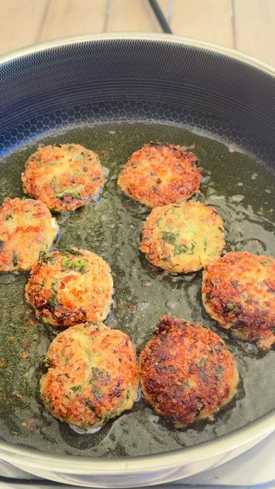 Post 7 by The Real Greek Chef on TikTok (video)