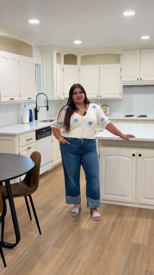 Post 4 by Michelle Ronquillo | AMR✨ on TikTok (video)