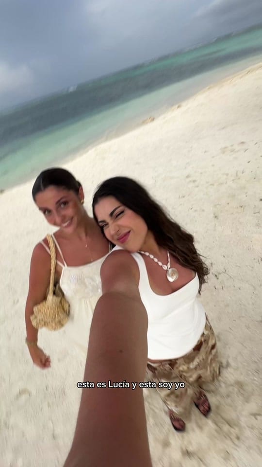 Post 4 by daniela on TikTok (video)