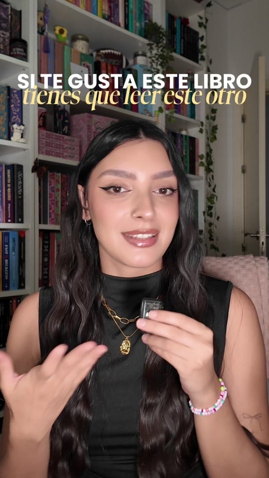 Post 6 by sami 📚 on TikTok (video)