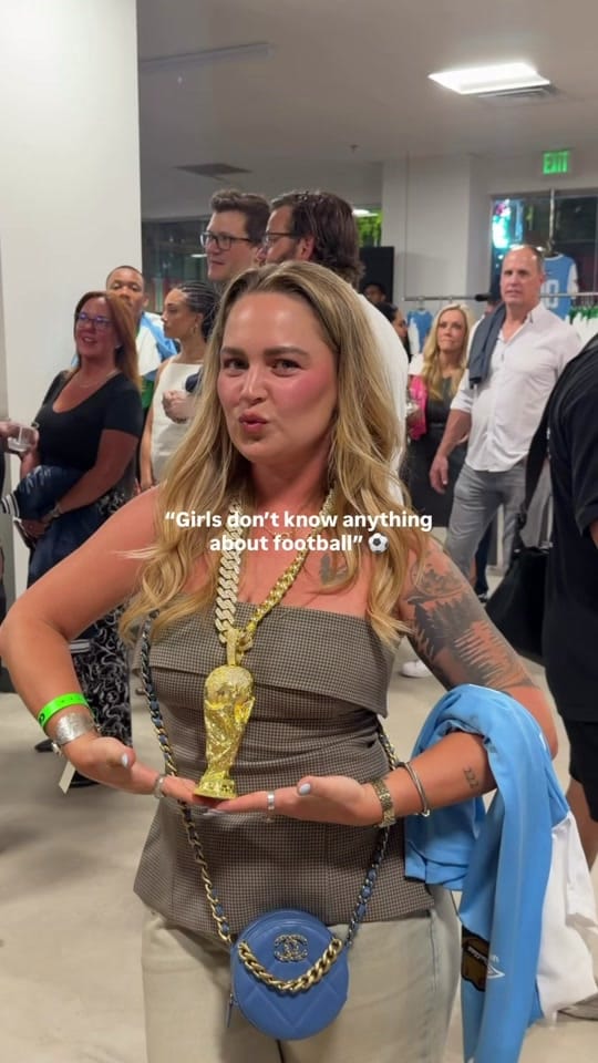 Post 4 by Chyenne Nycole Smith on TikTok (video)