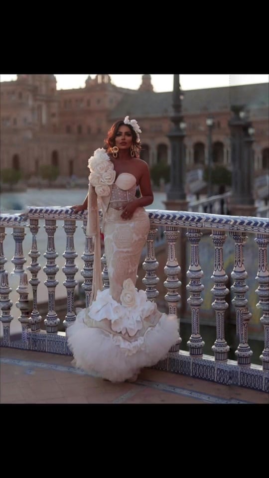 Post 10 by La Faraona on TikTok (video)