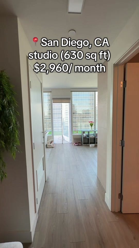 Post 6 by homeswithdominika on TikTok (video)