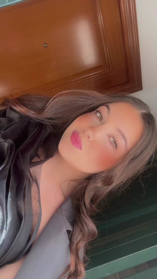 Post 4 by Lucia Duque on TikTok (video)