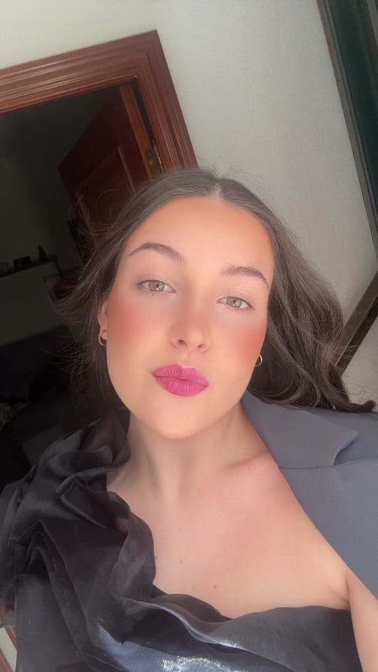 Post 9 by Lucia Duque on TikTok (video)
