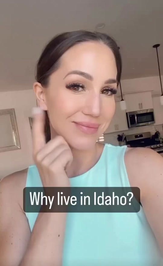Post 9 by Chelsea Story on TikTok (video)