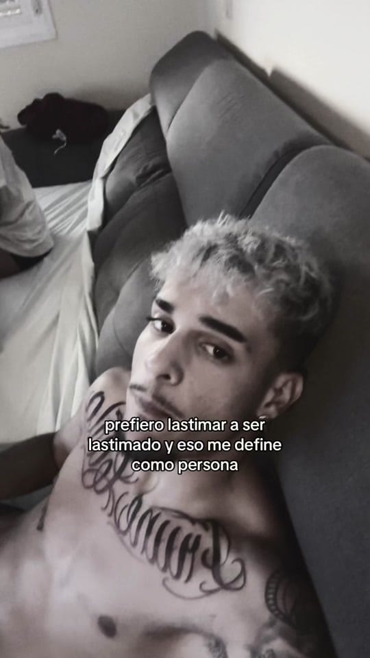 Post 9 by kr7sto🗽 on TikTok (video)