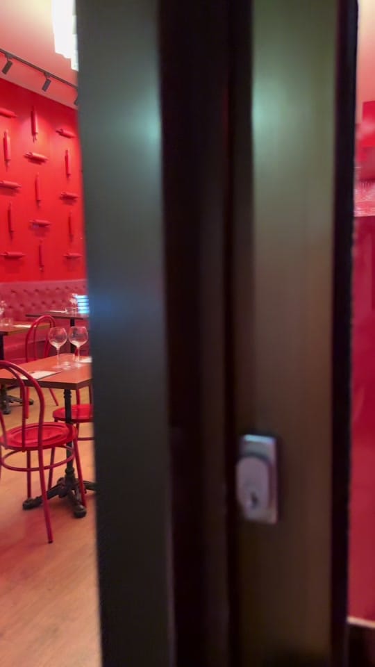 Post 6 by Melbourne Foodie on TikTok (video)