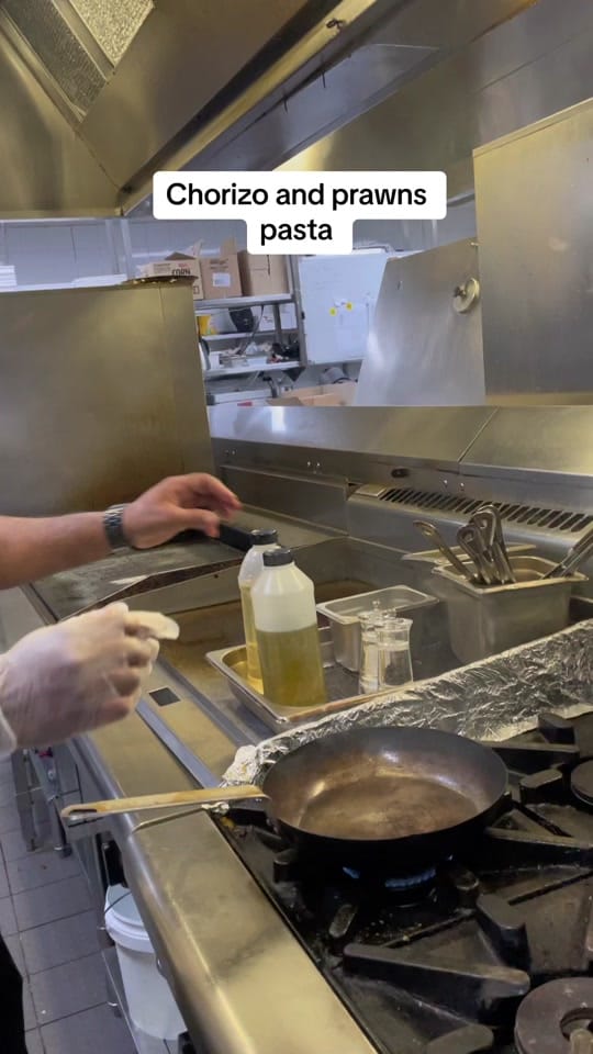 Post 8 by Chef Jojy Vattoly on TikTok (video)