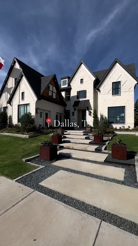 Post 4 by Reign | Dallas Realtor 🏡 on TikTok (video)