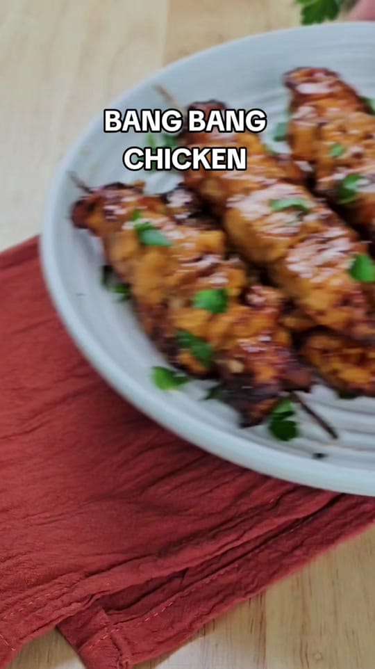 Post 10 by Mon's Easy Kitchen on TikTok (video)