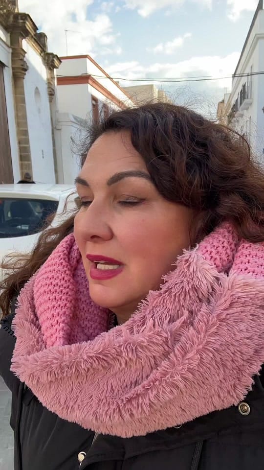 Post 2 by Charo Urbano ✨ Actriz on TikTok (video)