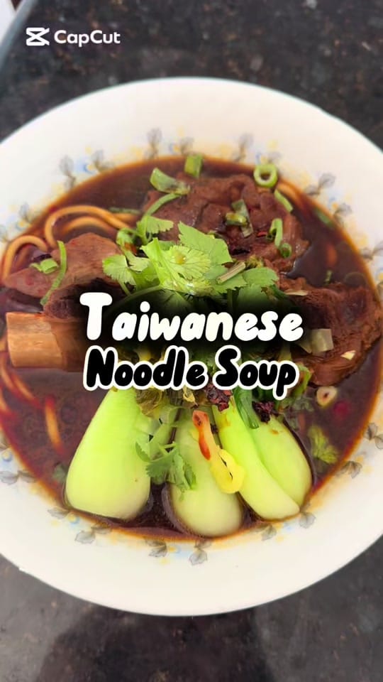 Post 2 by Tien’s Kitchen on TikTok (video)
