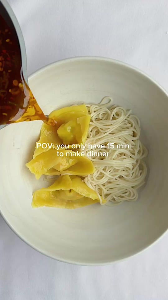 Post 3 by Lucy Rosenberg on TikTok (video)