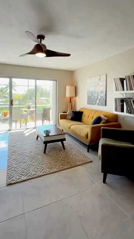 Post 7 by Hector Valdes South FL Realtor on TikTok (video)