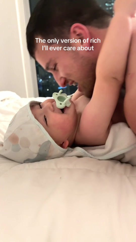 Post 8 by pau 💗 on TikTok (video)