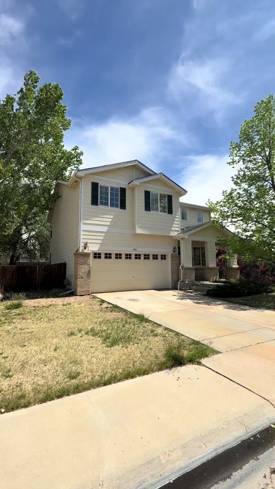 Post 9 by Jessica | Real Estate Agent on TikTok (video)