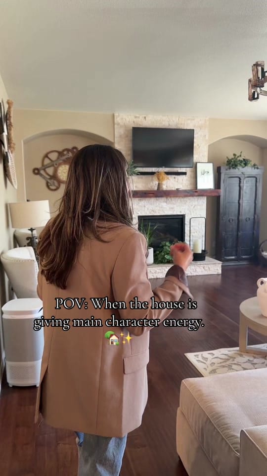 Post 1 by Genesis | Real Estate Agent on TikTok (video)