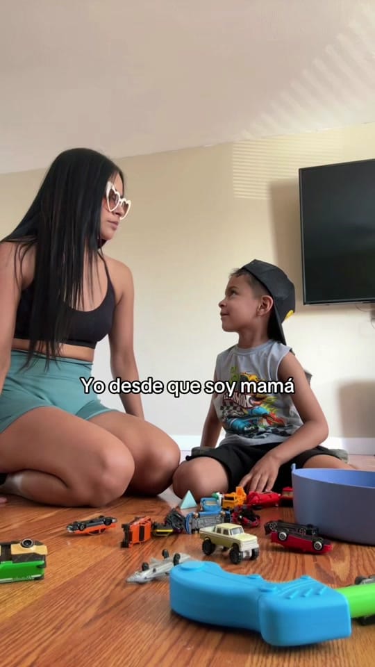 Post 3 by Gina Acosta on TikTok (video)