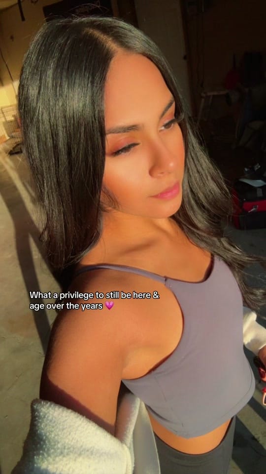 Post 5 by Gina Acosta on TikTok (video)