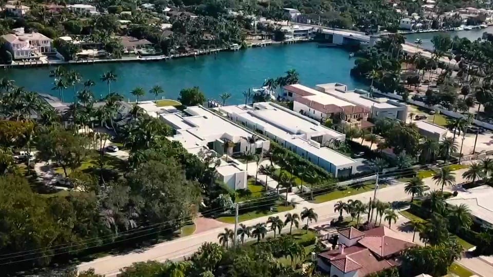 Post 8 by Nestler Poletto Luxury Homes on TikTok (video)