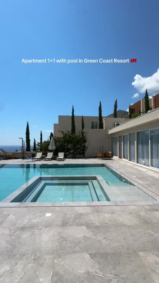 Post 7 by phoenixwavevillas on TikTok (video)