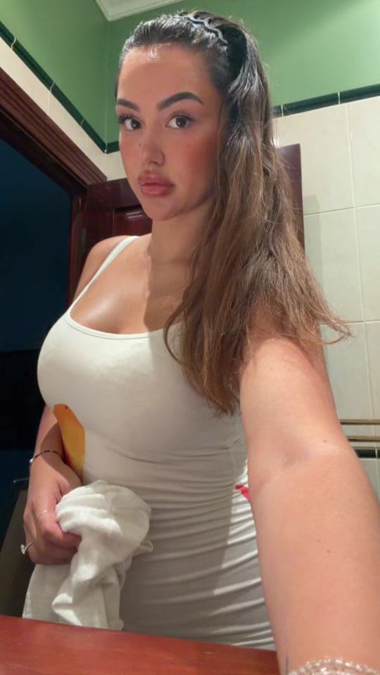 Post 6 by Feli on TikTok (video)