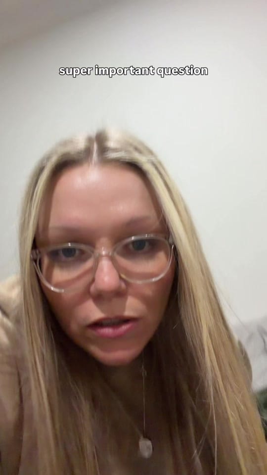 Post 1 by Sarah Maree Cameron on TikTok (video)