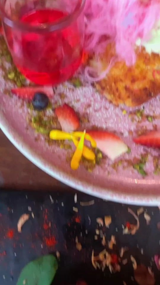 Post 10 by F Mat on TikTok (video)