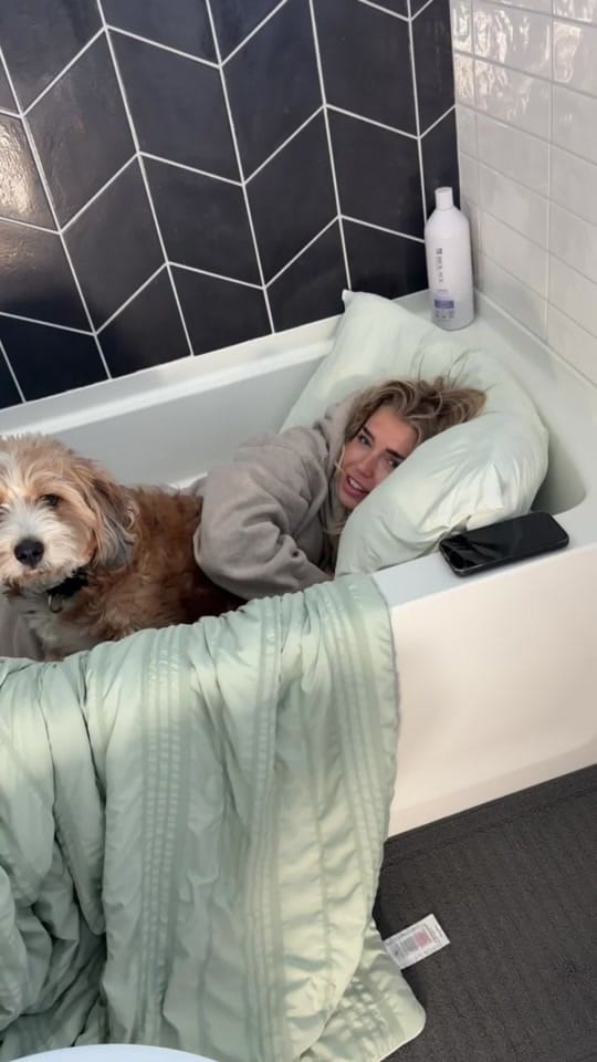 Post 1 by Chanler Kate on TikTok (video)
