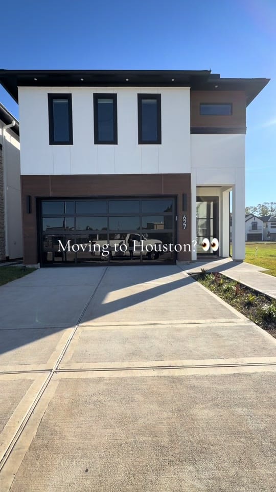 Post 9 by Rayanna | Houston Realtor on TikTok (video)