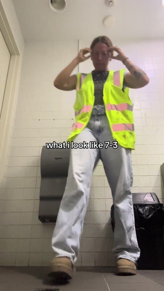 Post 8 by alina on TikTok (video)