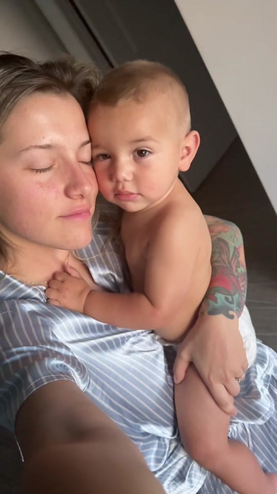 Post 5 by Alexandra Lapierre on TikTok (video)
