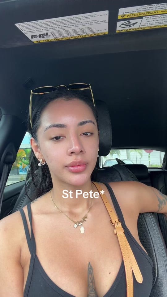 Post 6 by viri on TikTok (video)