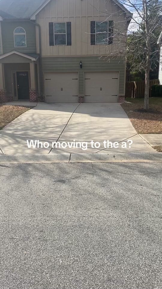 Post 6 by Who_moving_to_the_A on TikTok (video)
