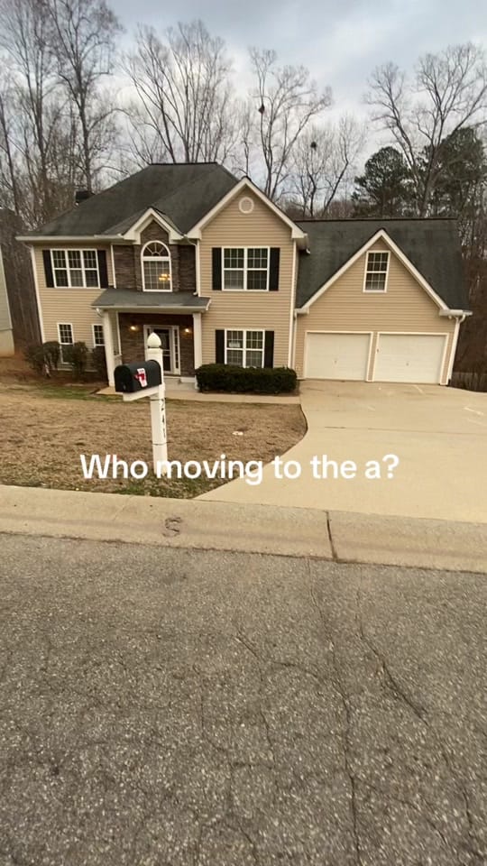 Post 3 by Who_moving_to_the_A on TikTok (video)