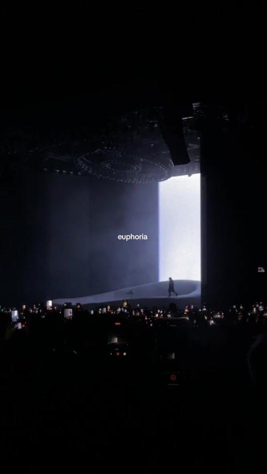 Post 2 by Kelly 🪩 on TikTok (video)