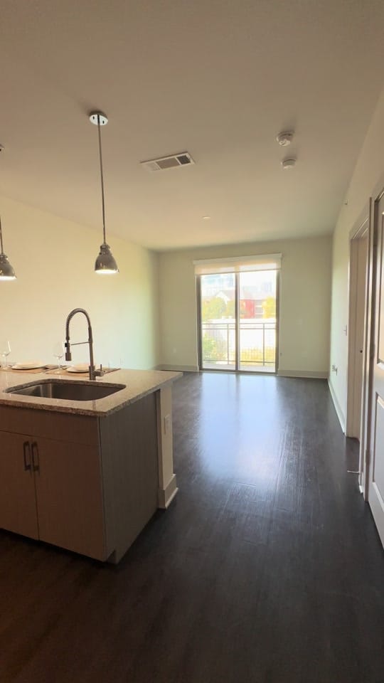 Post 1 by Jessica|TX Apartment Locator on TikTok (video)