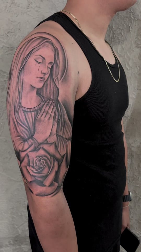 Post 8 by Aria Tattoo on TikTok (video)