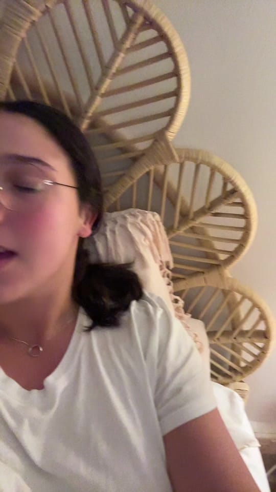 Post 3 by Katia | Backpacking Tips ✈️ on TikTok (video)