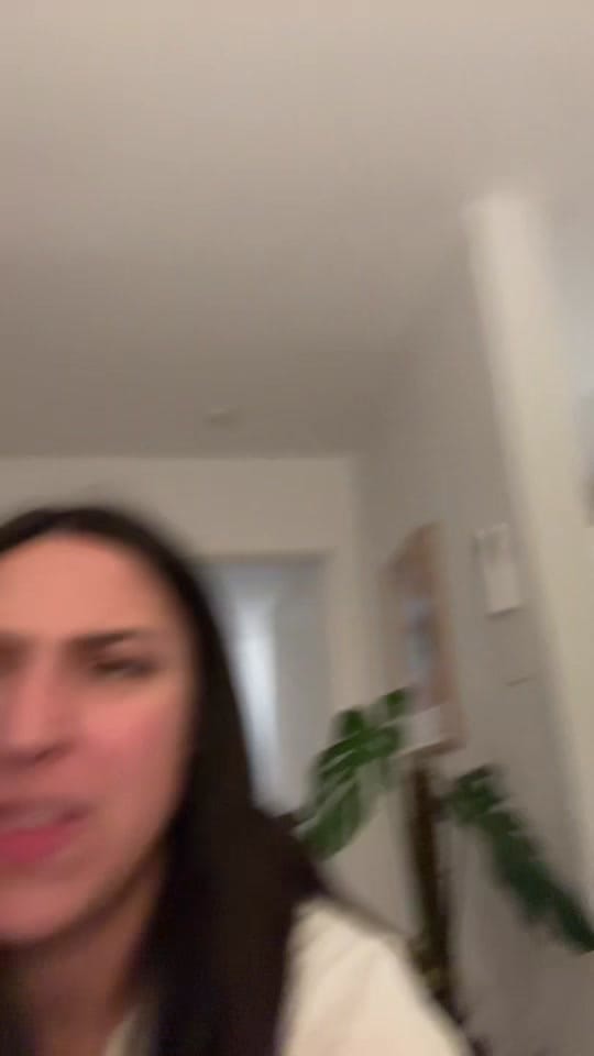 Post 4 by Katia | Backpacking Tips ✈️ on TikTok (video)